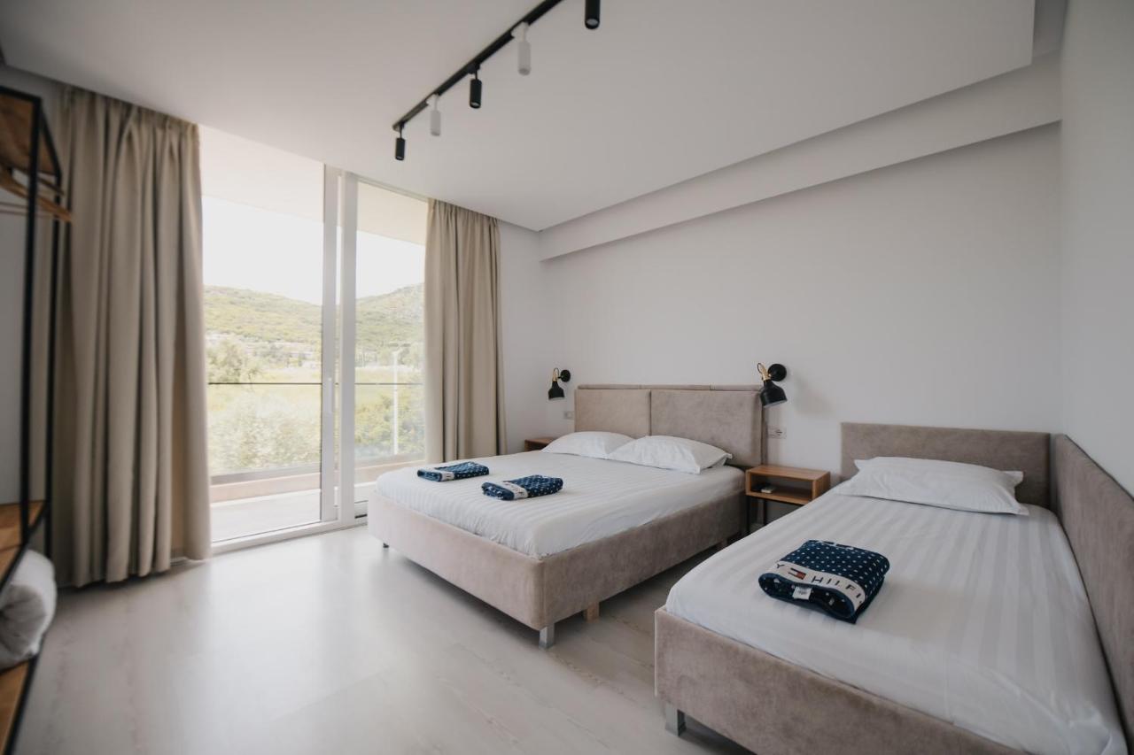 Vila Natali Himare Exterior foto
