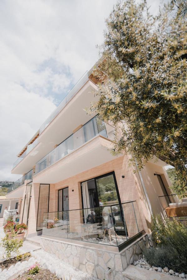 Vila Natali Himare Exterior foto